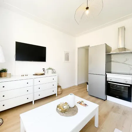 Bord De 3 Apartamento *